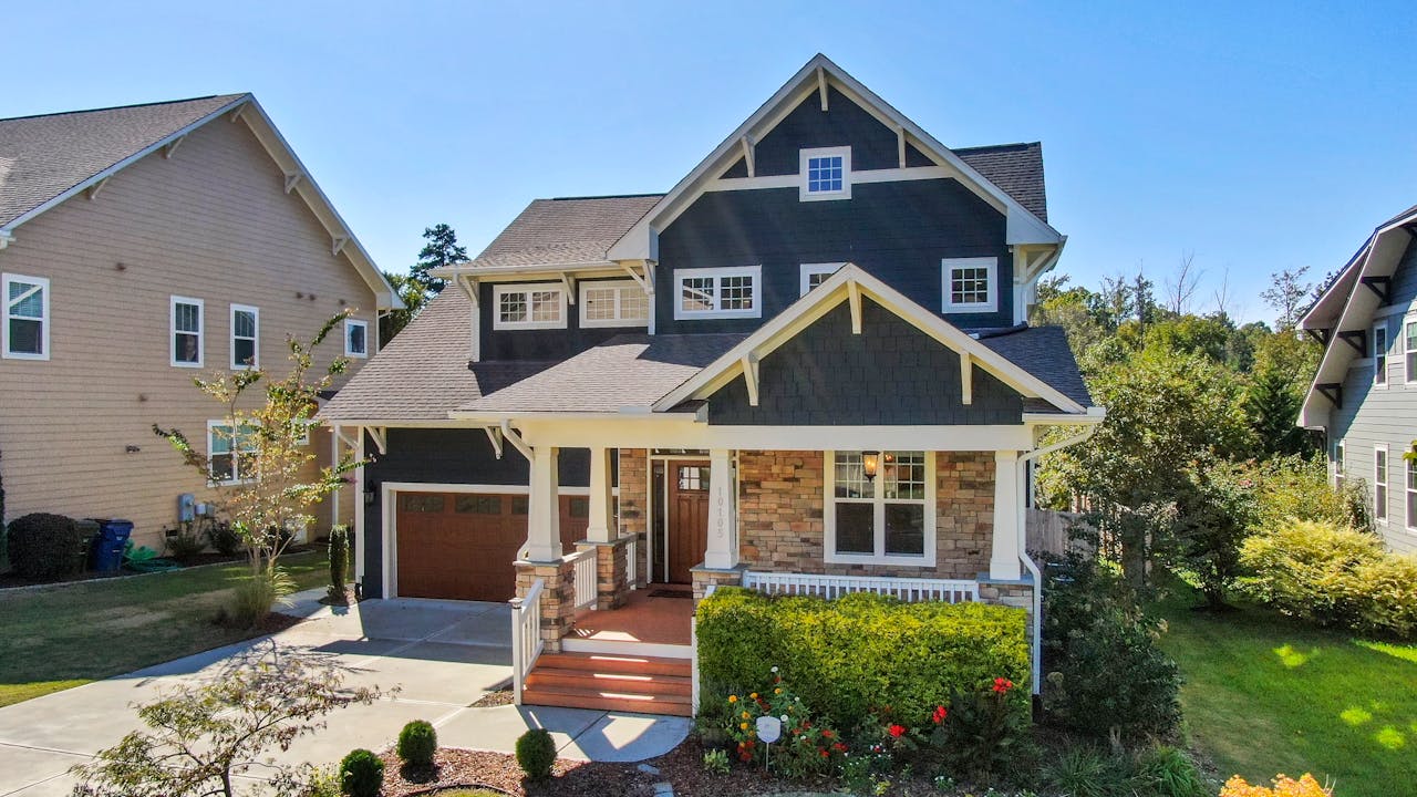 real estate exterior photo