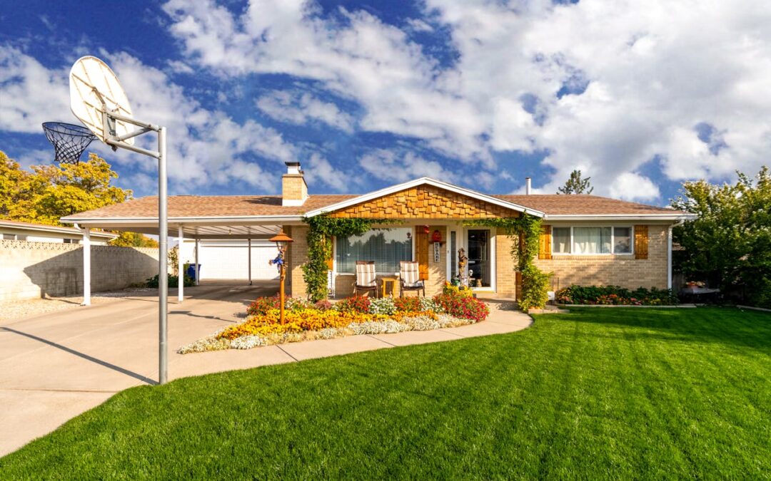 The Importance of Real Estate Photography in Lehigh Acres for Attracting Serious Buyers