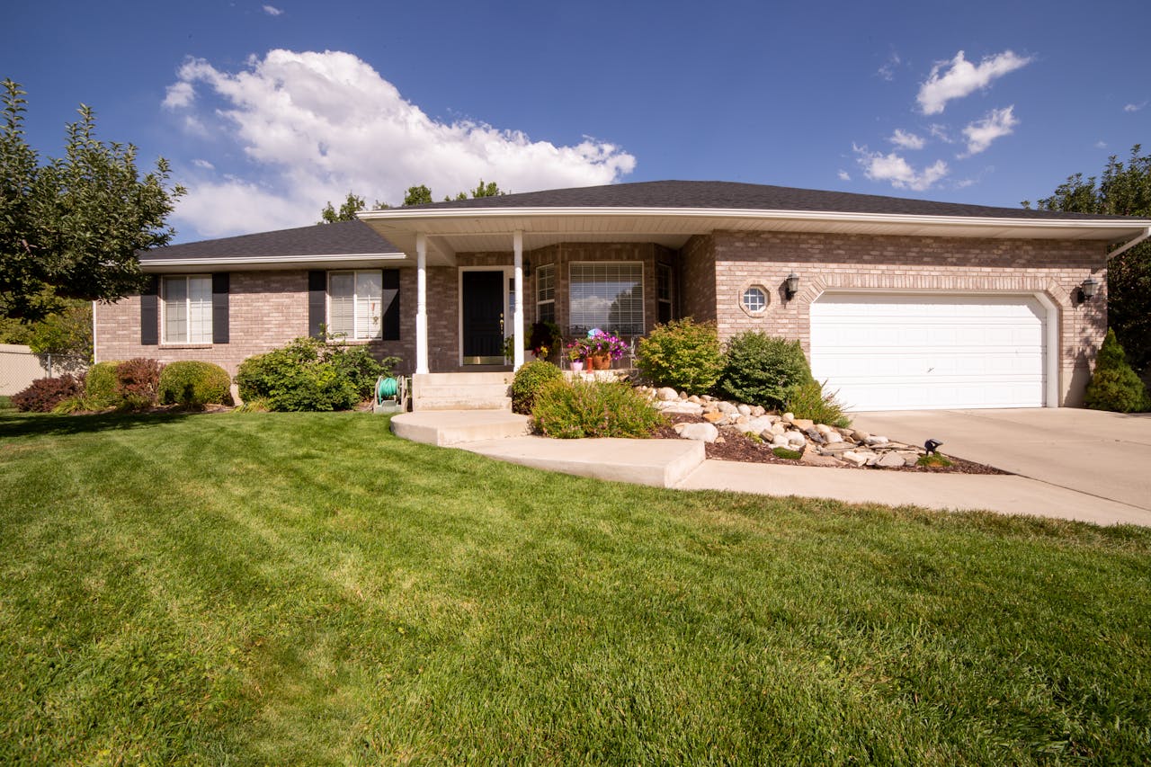 Professional Real Estate Photography That Sells Homes in Fort Myers